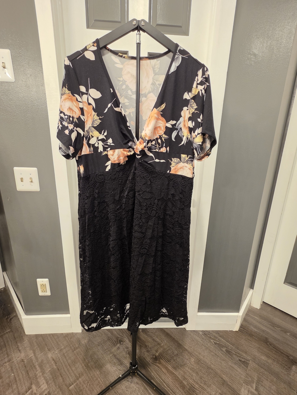 SHEIN Black Midi Dress with Peach Floral Print & Lace Skirt